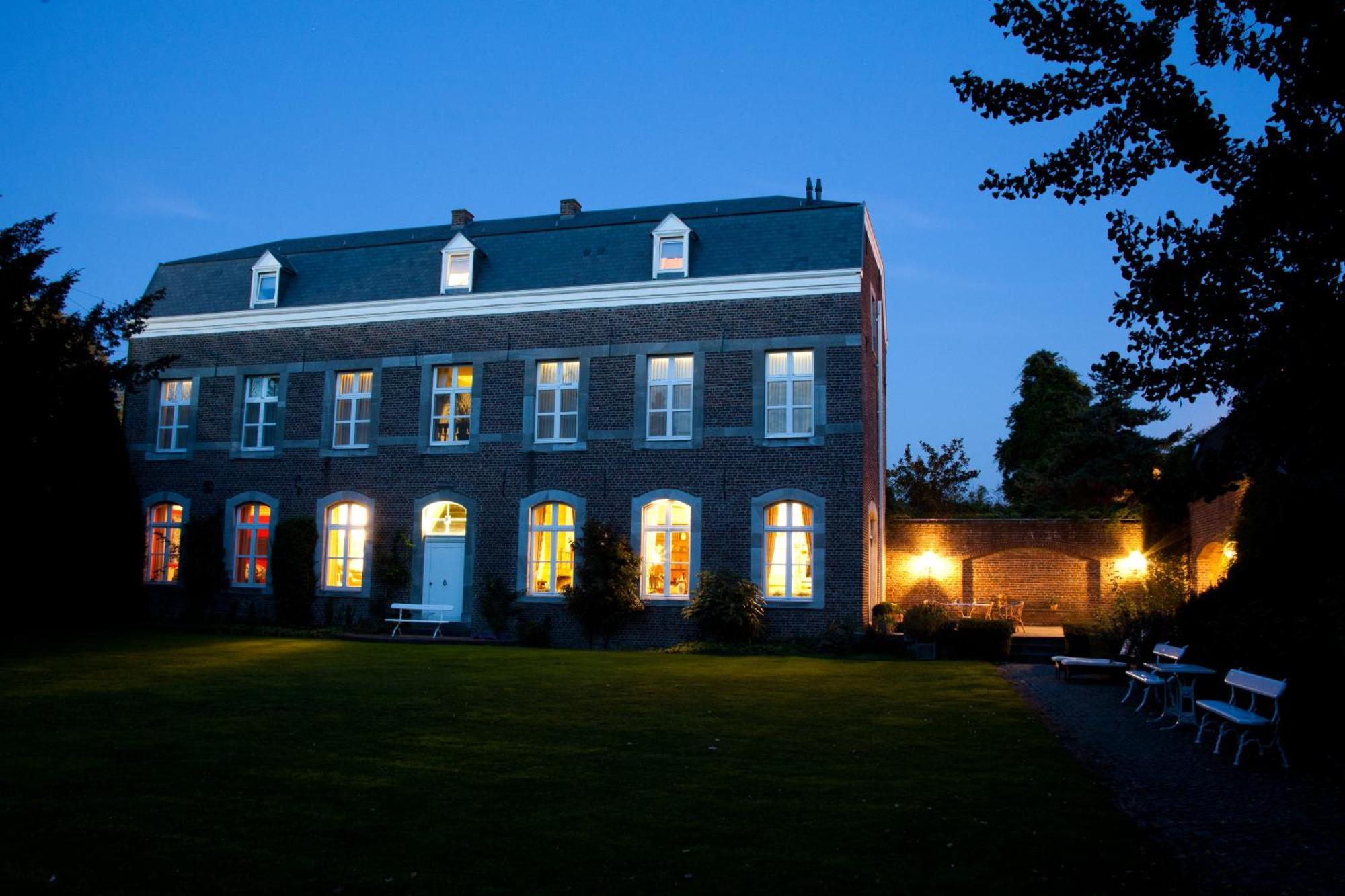 B&B Het Agnetenklooster Maaseik Extérieur photo